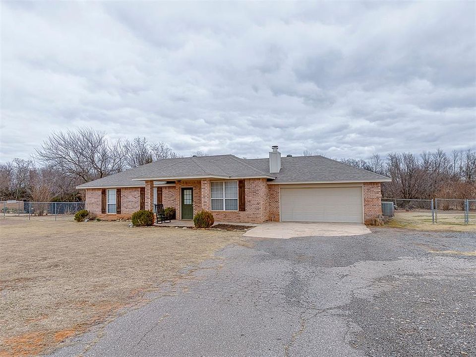 1st image of 1375 County Street 2965