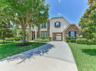 2500 Eagle Post Dr, Conroe, TX 77304