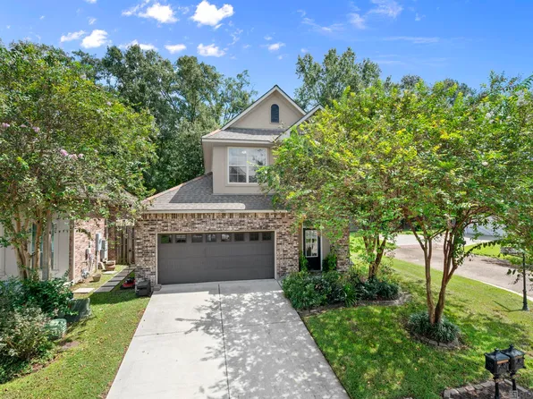 12494 Chartres Dr, Gonzales, LA 70737