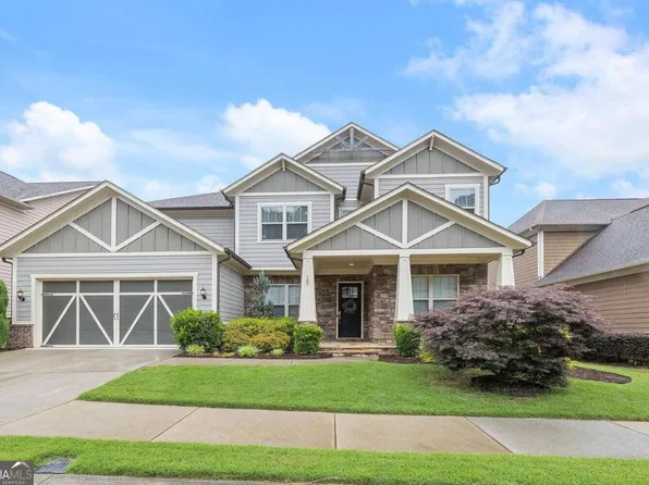 107 Austin Dr, Sandy Springs, GA 30328