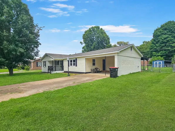 2666 Cole Dr, Humboldt, TN 38343