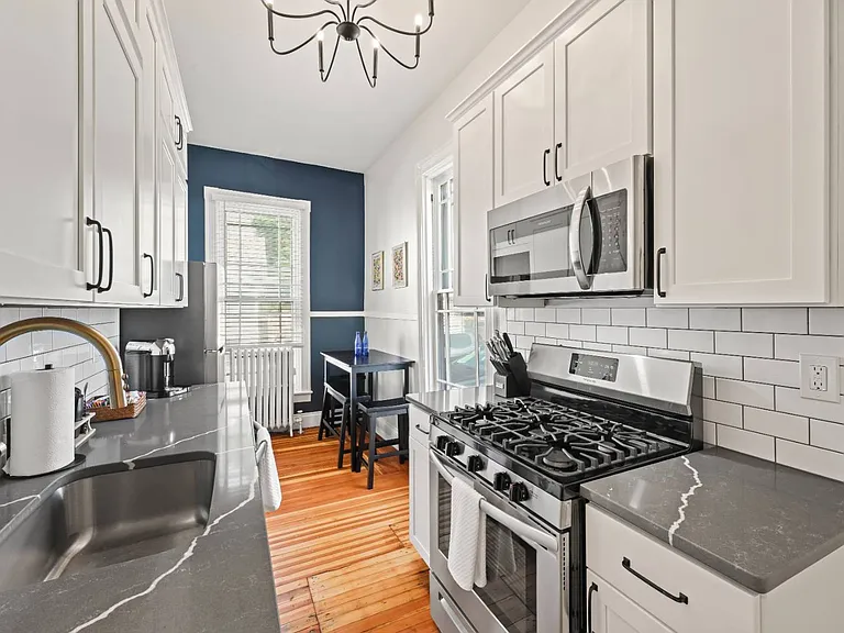 107 Union Ave #2 — Photo 11