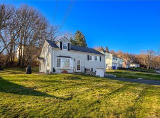 55 Lockwood Dr, Watertown, CT 06795