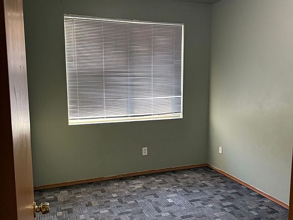 3rd image of 1215 Ledwich Ave #2