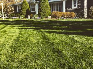 15 Countryshire Dr, Rochester, NY 14626