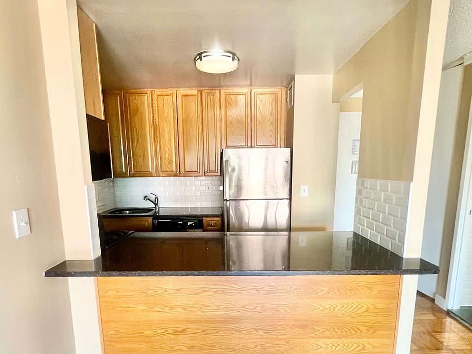 1st image of 14016 34th Ave APT 712