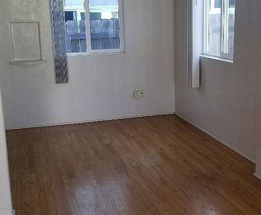 3rd image of 4430 1/2 Utah St