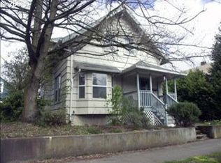 815 NE Roselawn St, Portland, OR 97211
