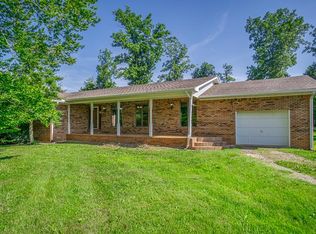 8475 Hilham Rd, Cookeville, TN 38506