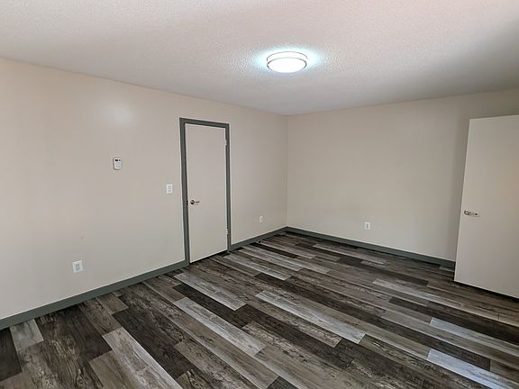 5th image of 94A57 West St #57
