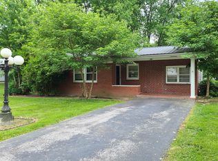 106 Mercer St, Powderly, KY 42367