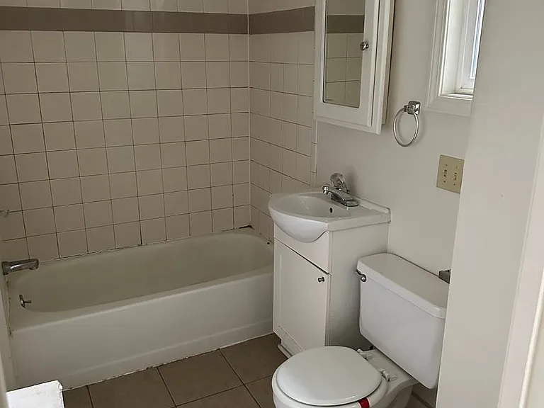 103 Dartmouth St — Photo 12