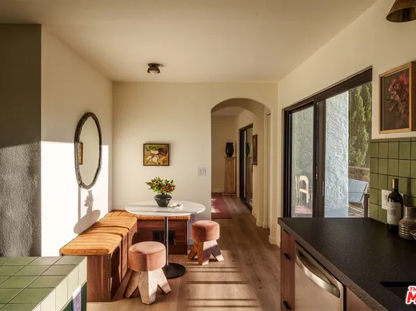 4249 Torreon Dr, Woodland Hills, CA 91364