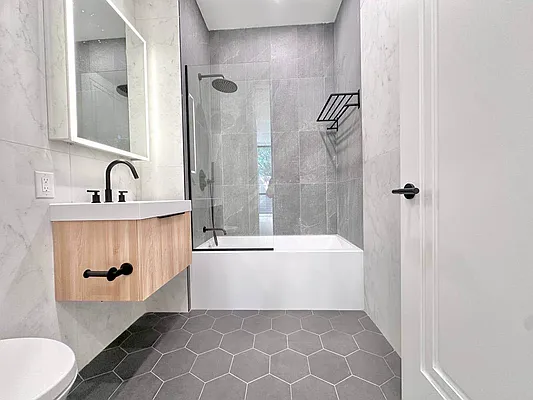 Rented by Doorway NYC, LLC | media 8