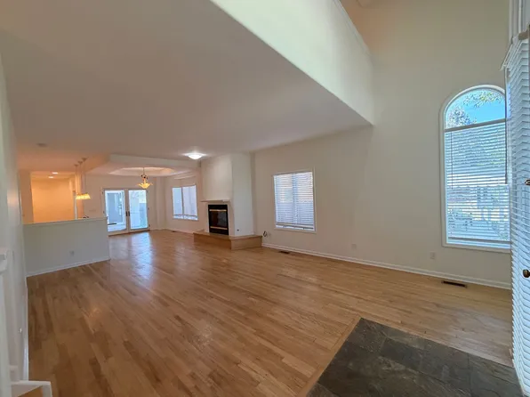 225 S Monroe St, Denver, CO 80209