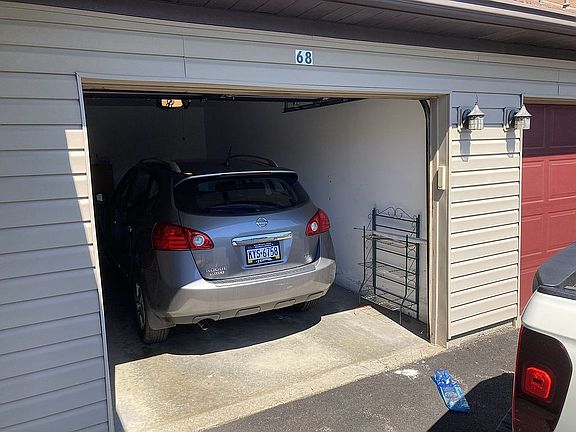 5th image of 68 Ashford Dr