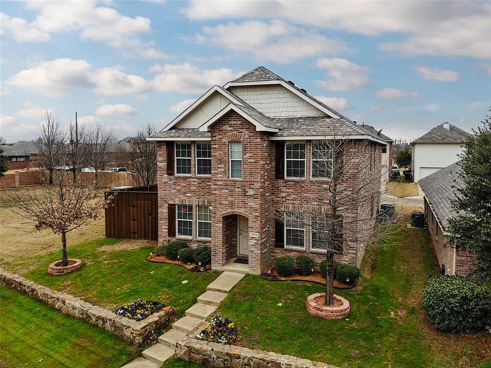 1st image of 3912 Camino Real Trl