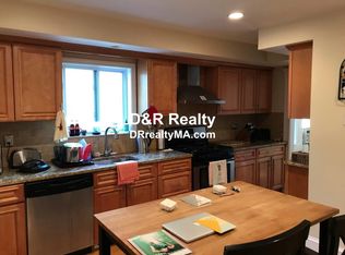 60-2 Farragut Ave #1, Somerville, MA 02144
