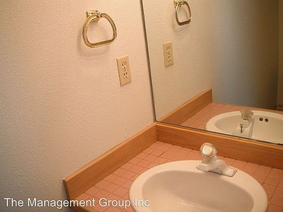 3rd image of 12116 SE 7th St APT B