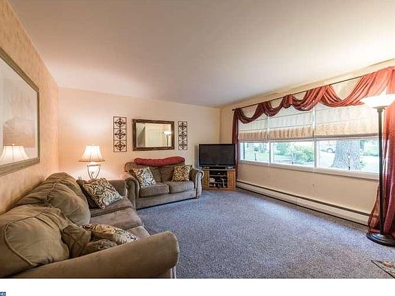 5th image of 3177 Booth Dr