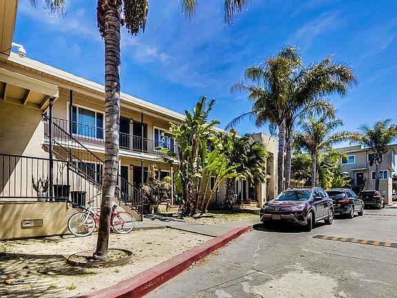 3rd image of 1732 27th Ave #105