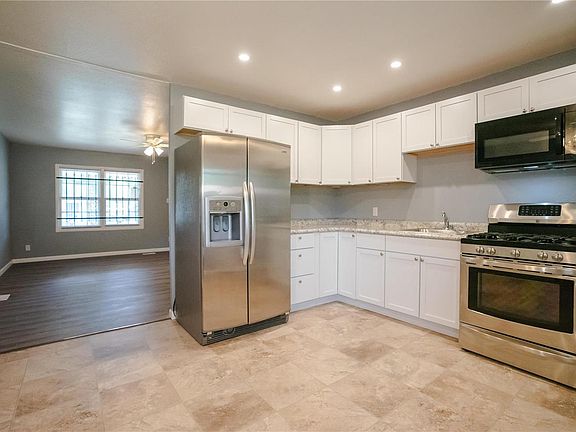 5th image of 510 Saint Barbara Ln
