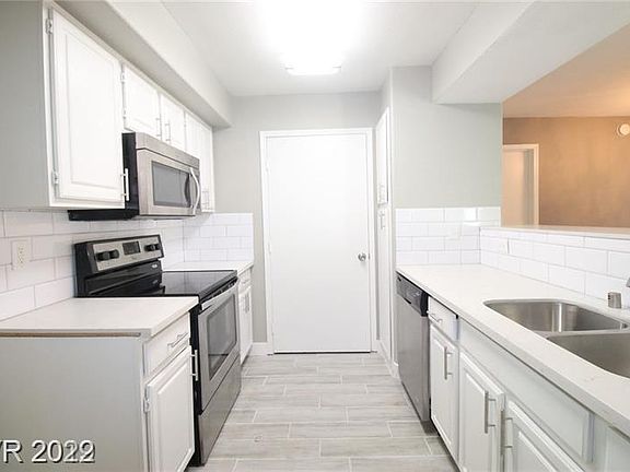 4th image of 555 E Silverado Ranch Blvd Unit 1100