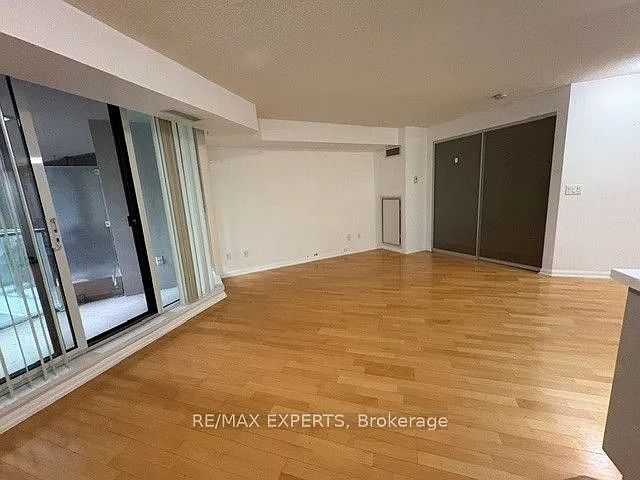 111 Elizabeth St #953 — Photo 4