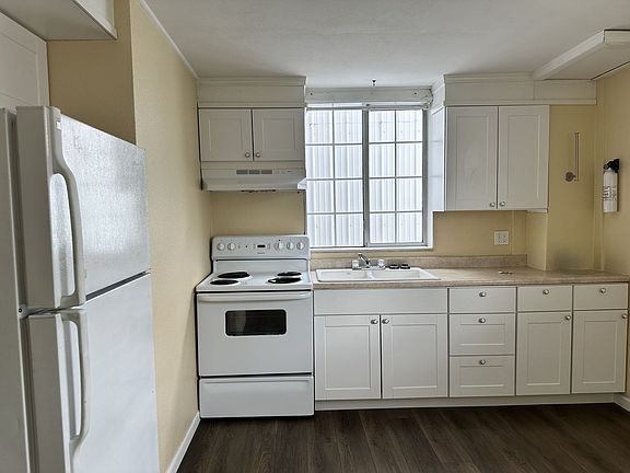 4th image of 514 E Woodin Ave