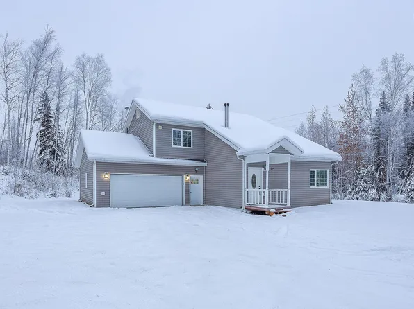 1105 Range View Rd, North Pole, AK 99705