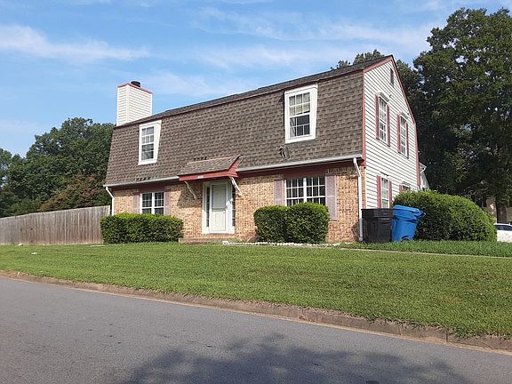 2nd image of 1317 Gaineford Ct