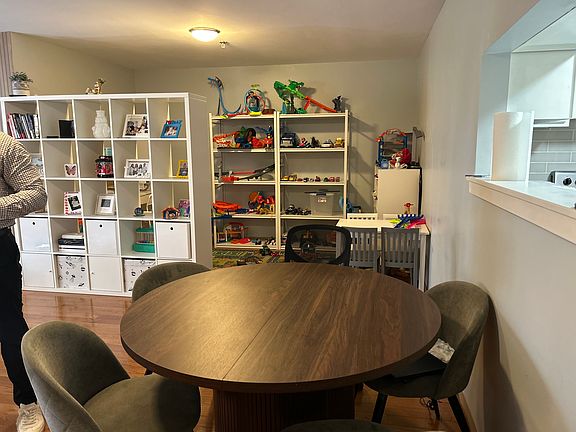 3rd image of 38 Carter St APT 202