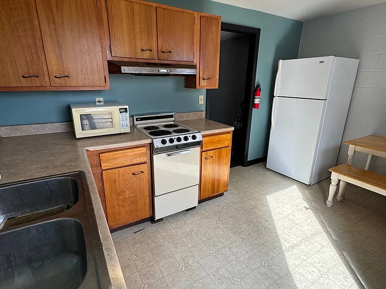 411 Hal Greer Boulevard — Photo 15