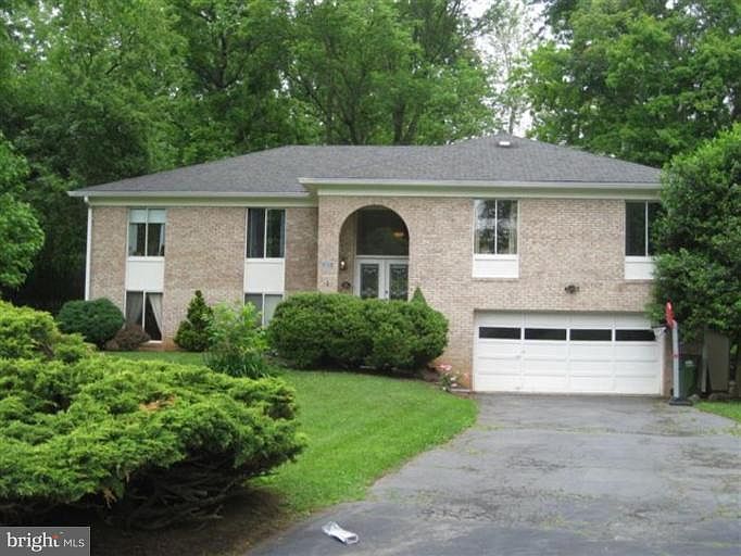 1st image of 7012 Duncraig Ct
