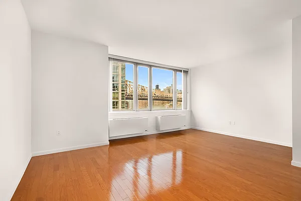 Sold by Compass | media 20