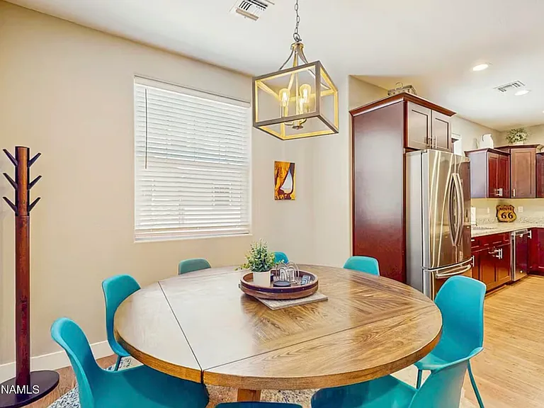 2561 W Cripple Creek Dr — Photo 6