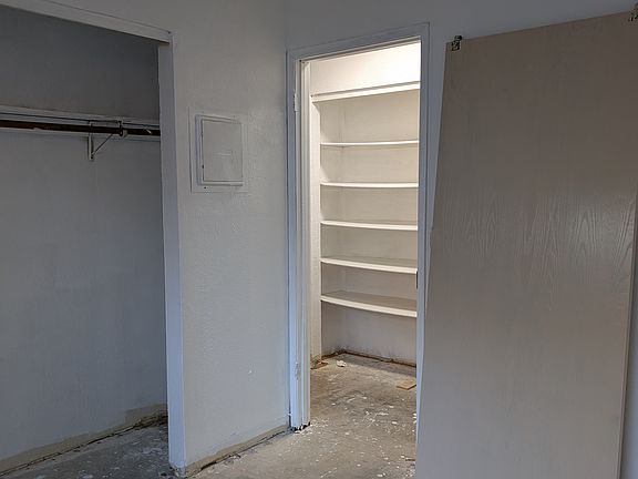 4th image of 3043 Wentworth Dr
