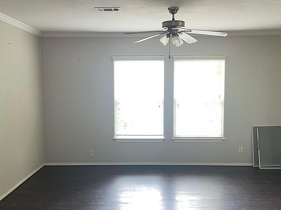3rd image of 8602 De Priest St