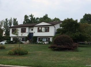 10 Langschur Ct, Thiells, NY 10984