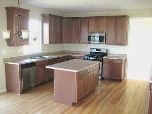 4th image of 2628 Carrington Dr