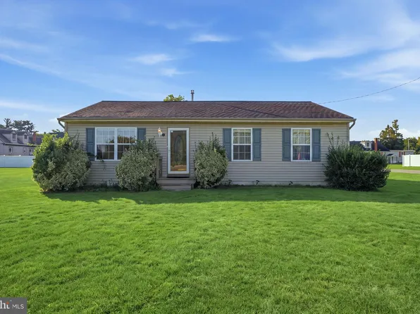 9 S Norman Ave, Penns Grove, NJ 08069