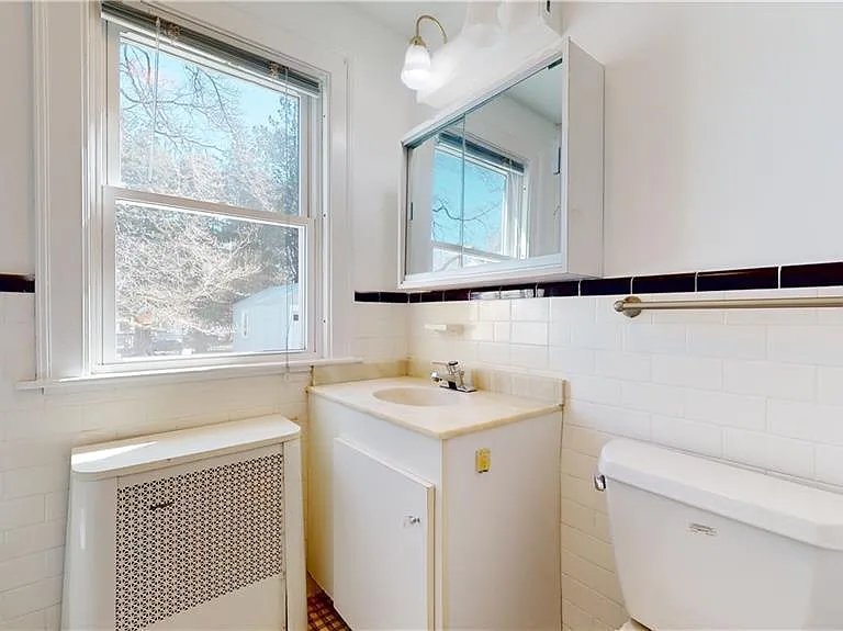 362 Oakwood Ave — Photo 12
