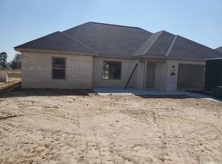 1304 Ridgefield Cir, Searcy, AR 72143