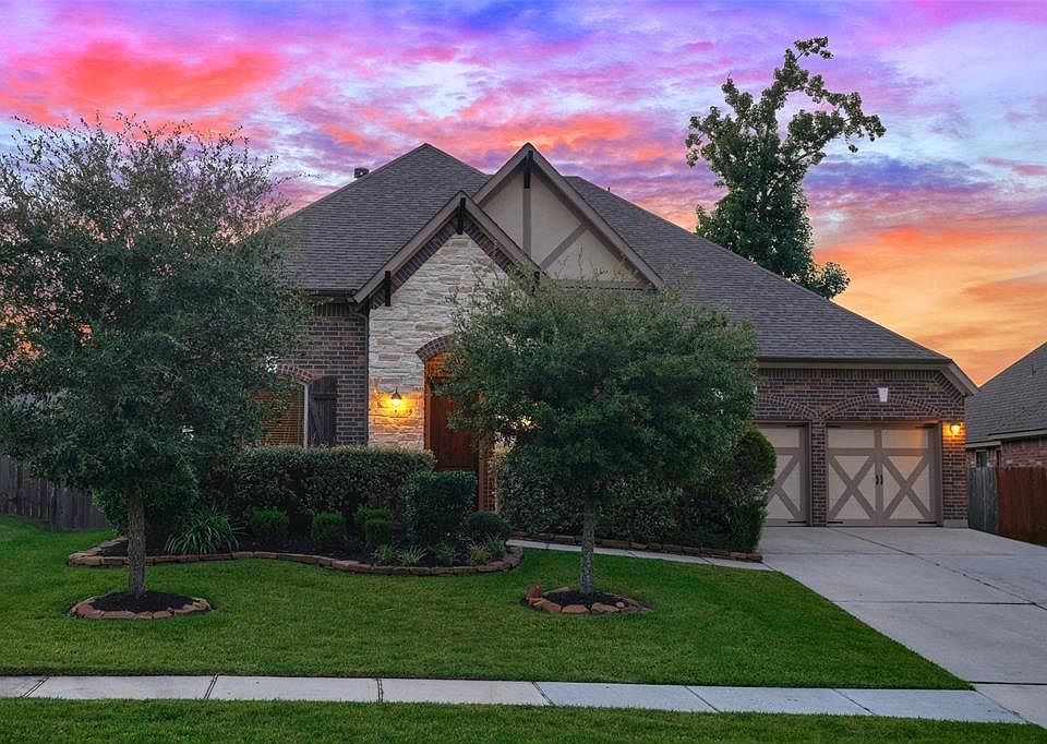 1st image of 1021 Cedar Forest Dr