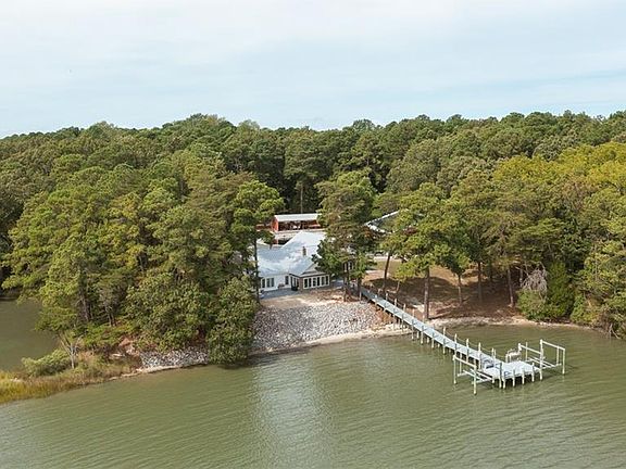 2nd image of 8419 Shooting Point Dr