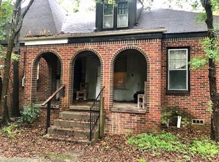 908 N 7th St, Longview, TX 75601