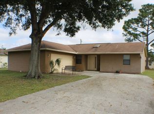 1581 SW Curtis St, Port Saint Lucie, FL 34983