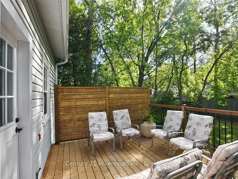 85 Glenwood Dr — Photo 49