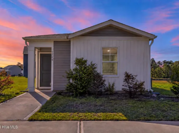 1794 Penelton Court SE, Bolivia, NC 28422