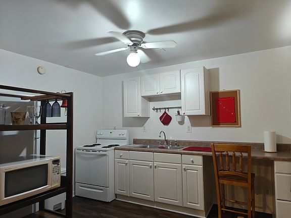 2nd image of 2970 Sydney St #2974